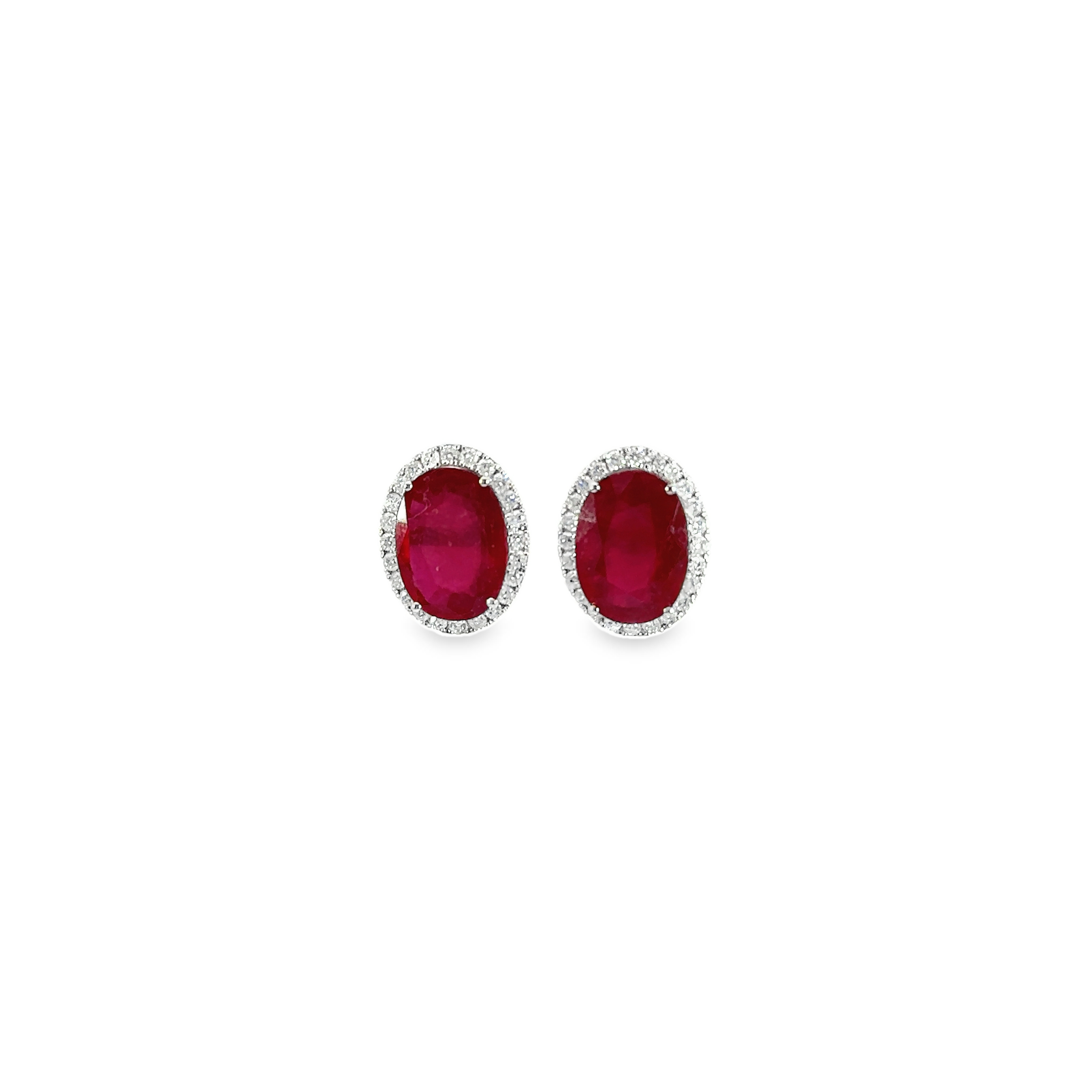 https://d18d28z96ktkch.cloudfront.net/web/production/uploads/gallery/products/28a9e201-dcca-4a9e-9eb3-8dad8105bbcf/Ruby Diamond Stud Earrings.jpg